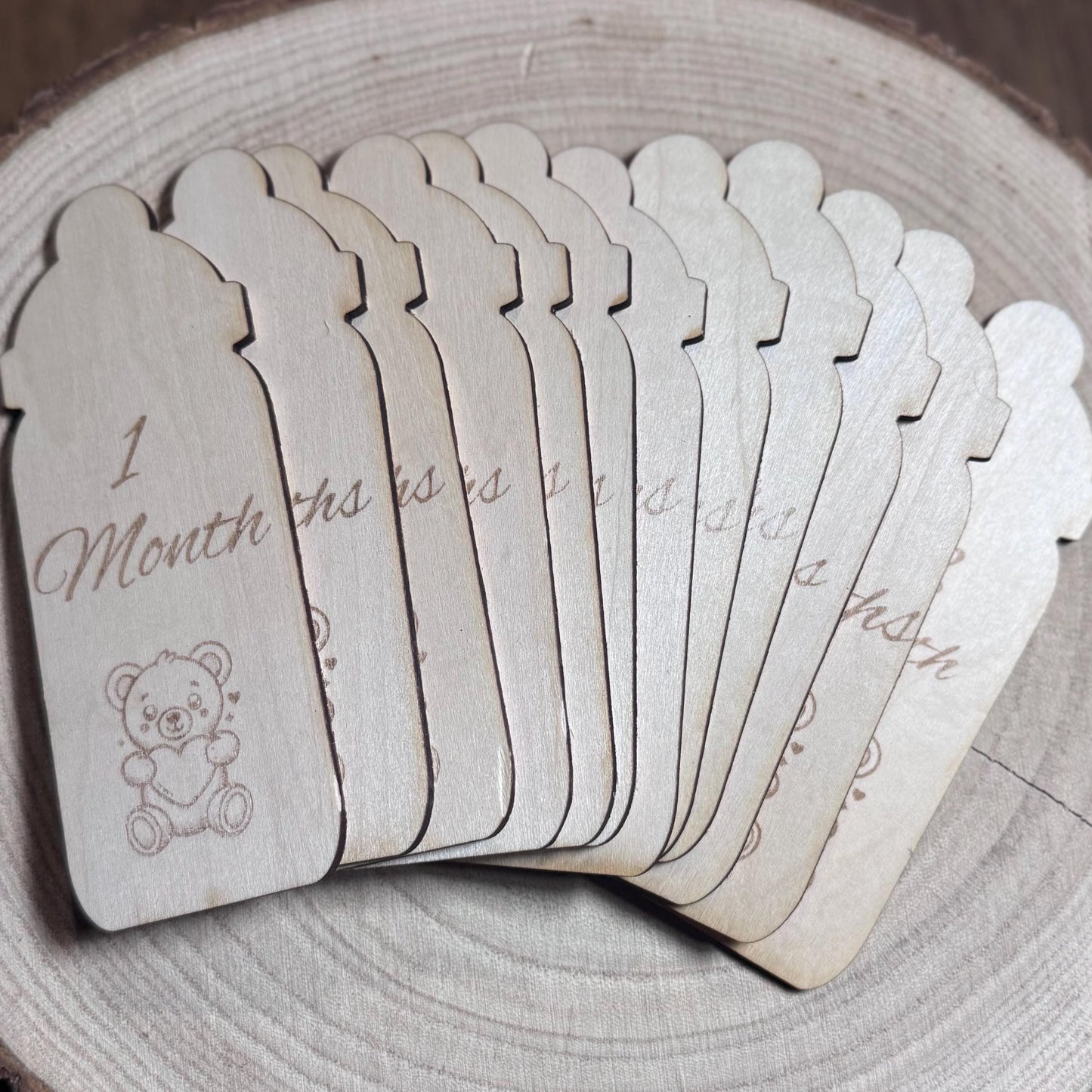 Baby bottle baby milestone discs monthly photo props wooden keepsake set includes welcome disc and fill in birth stats baby gift