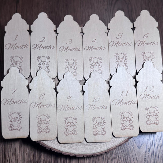 Baby bottle baby milestone discs monthly photo props wooden keepsake set includes welcome disc and fill in birth stats baby gift
