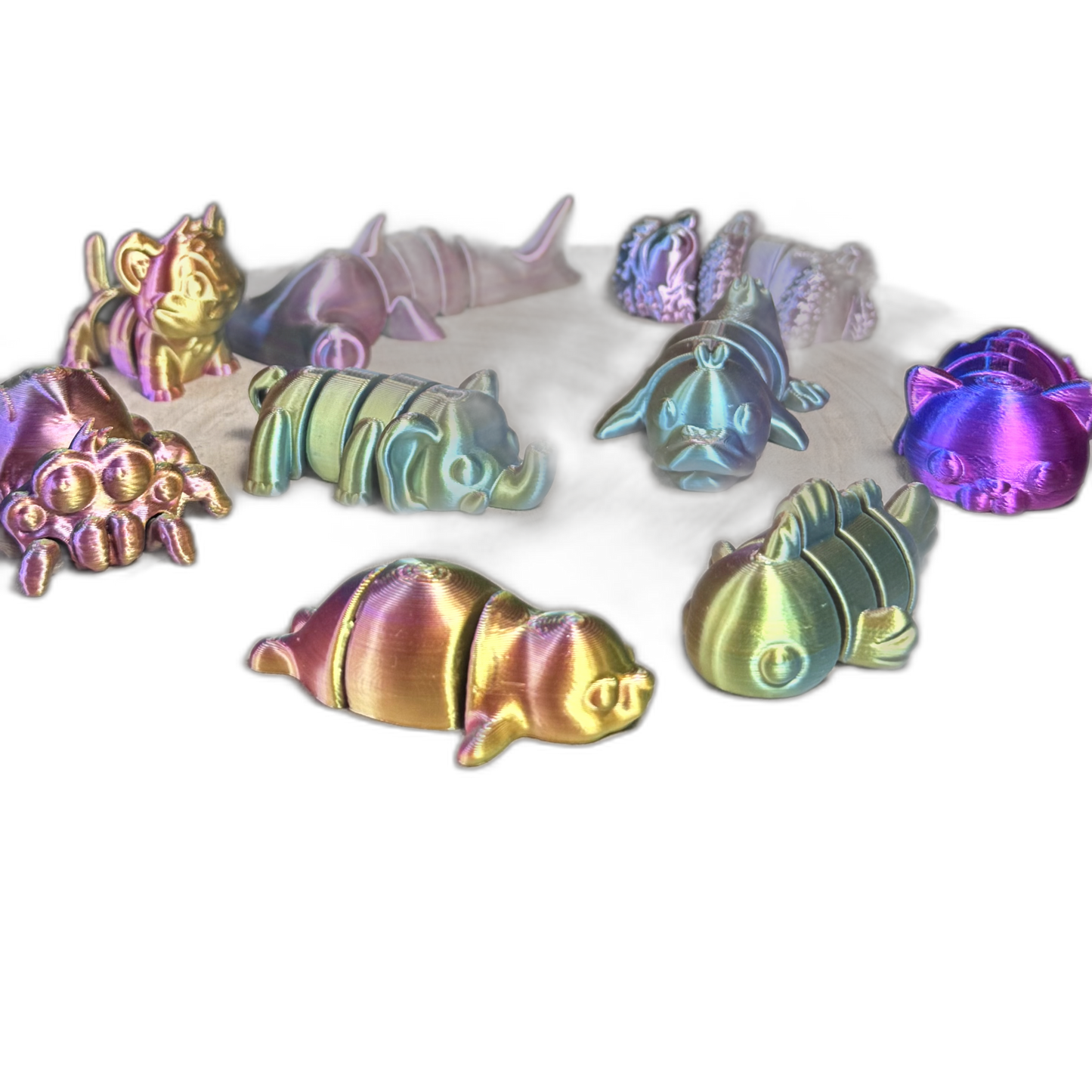 Articulated 3D Printed Mini Creatures – Iridescent Animal Fidget Toys