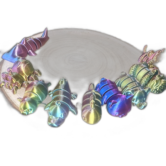Articulated 3D Printed Mini Creatures – Iridescent Animal Fidget Toys
