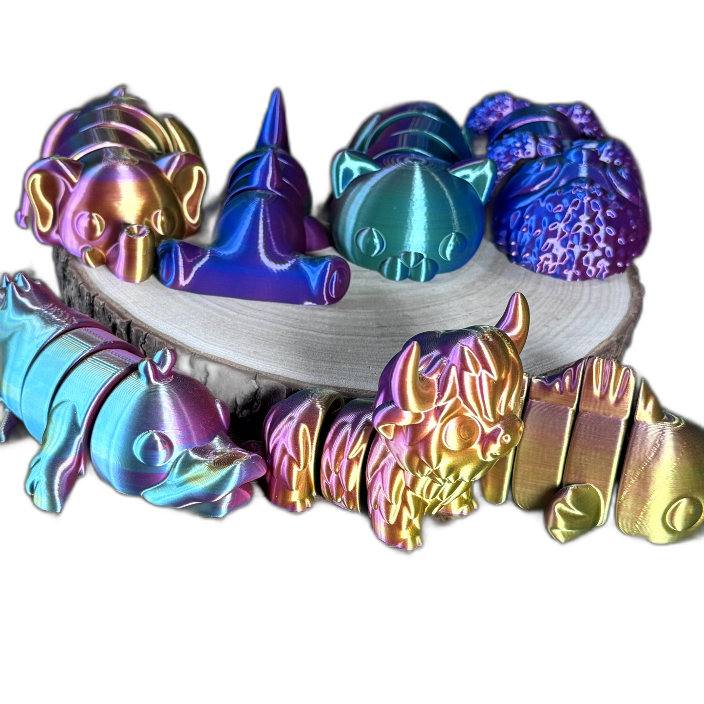 Articulated 3D Printed Mini Creatures – Iridescent Animal Fidget Toys