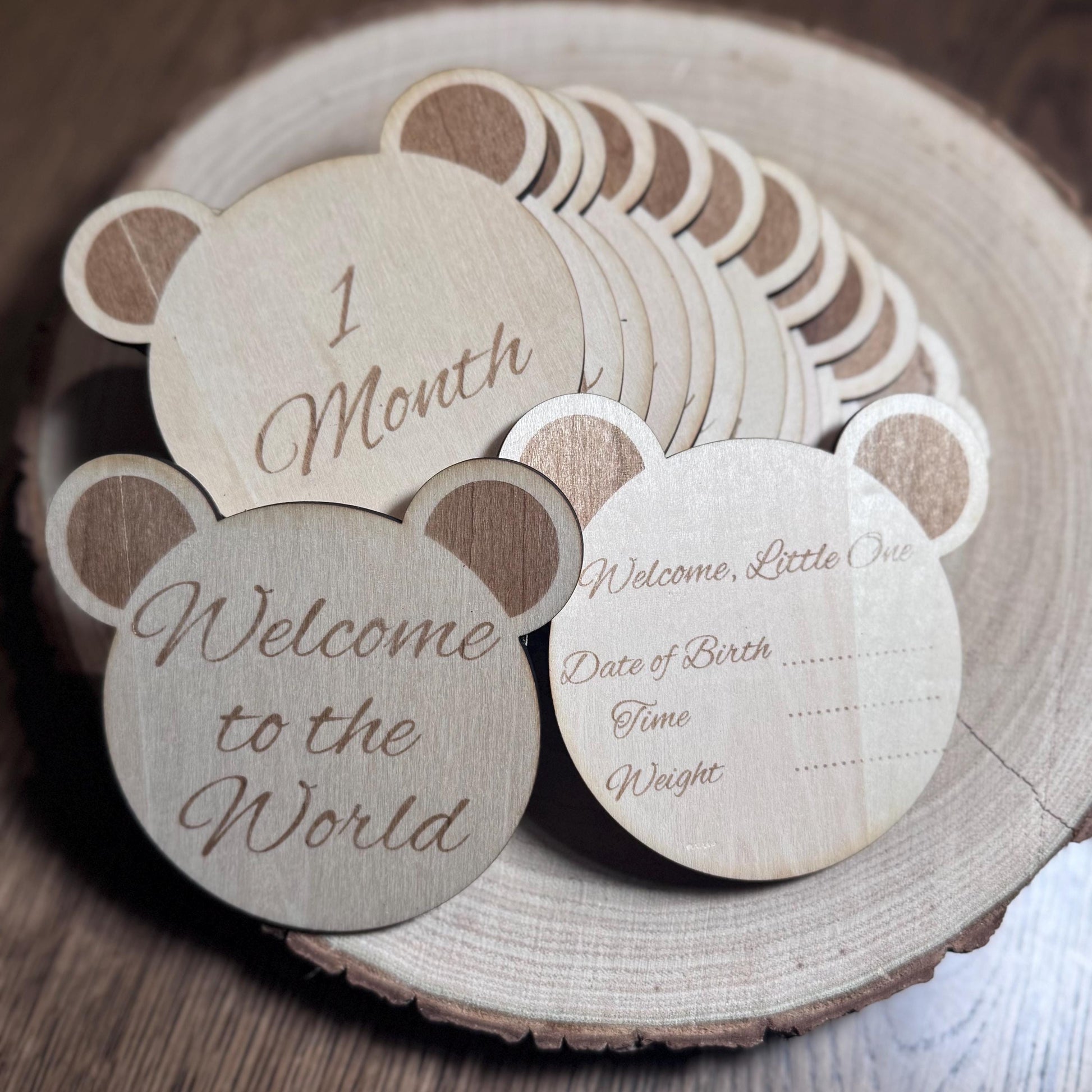Teddy bear baby milestone discs wooden newborn photo props custom birth stats baby shower gift first time mom keepsake monthly markers